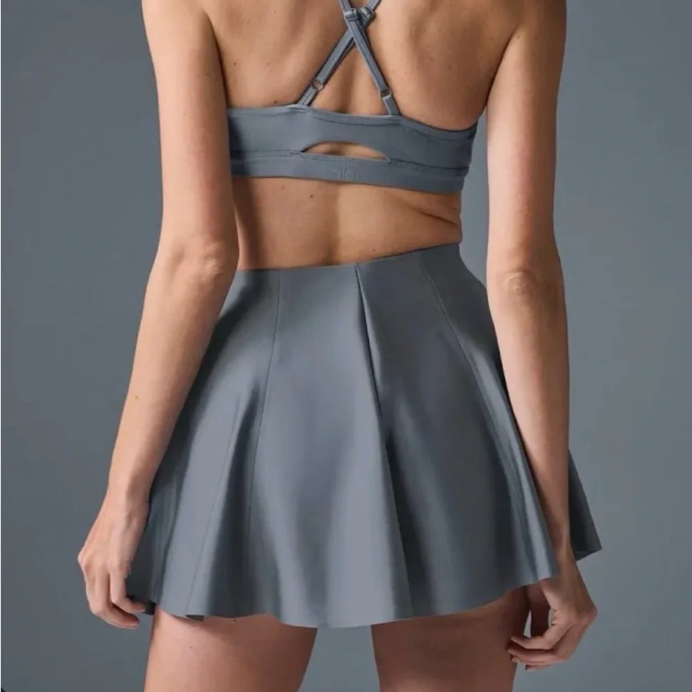 ALO Yoga Airlift Down The Line Tennis Skirt XS Steel Grey NWT